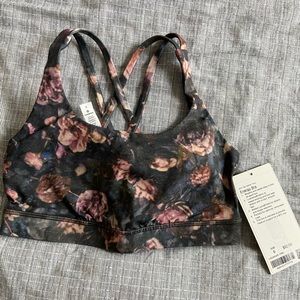 NWT Lululemon Energy Bra Sz 6